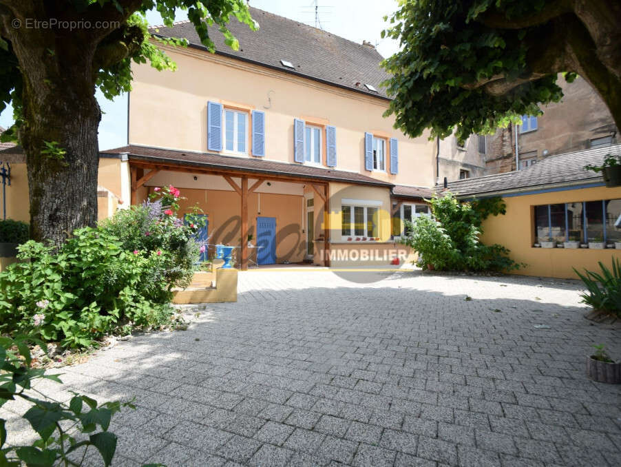 Maison à SAINT-JEAN-DE-LOSNE