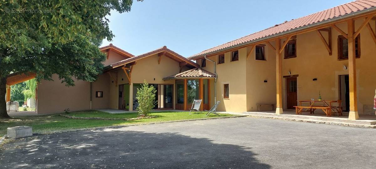 Maison à BOURG-EN-BRESSE