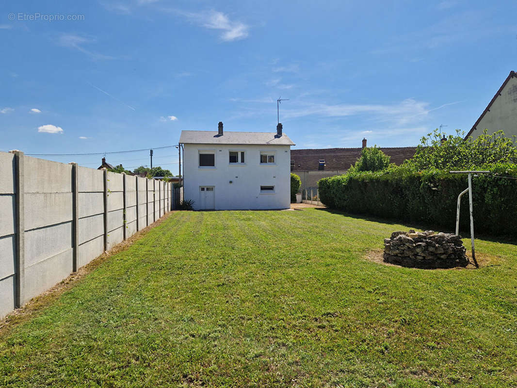 Maison à SELLES-SUR-CHER