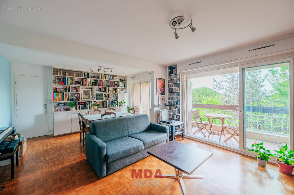 Appartement à MARSEILLE-12E