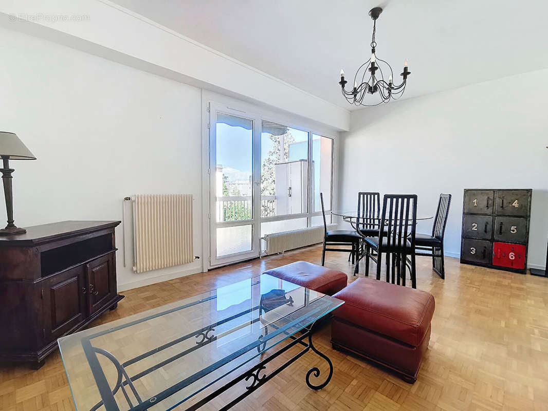 Appartement à THONON-LES-BAINS