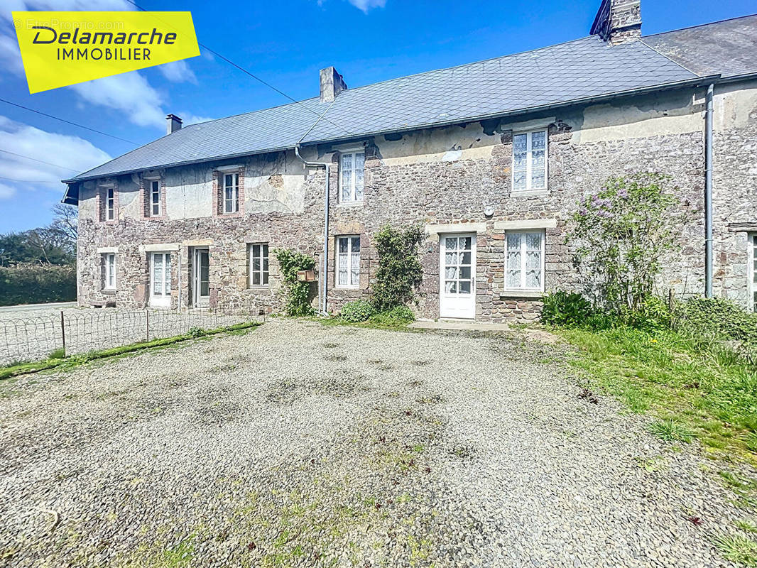 Maison à SAINT-DENIS-LE-GAST