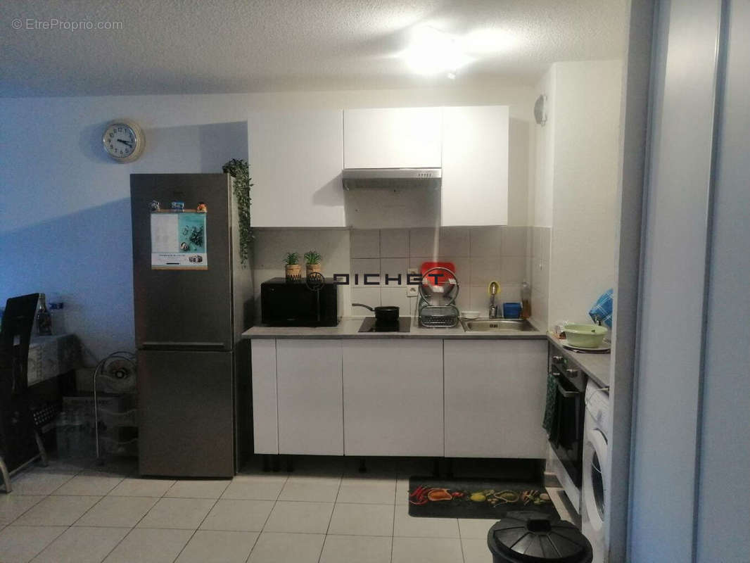 Appartement à MARSEILLE-3E