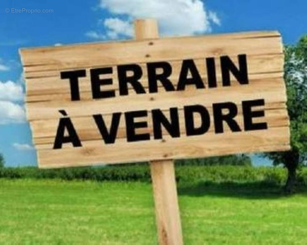 Terrain à LA FERTE-SOUS-JOUARRE