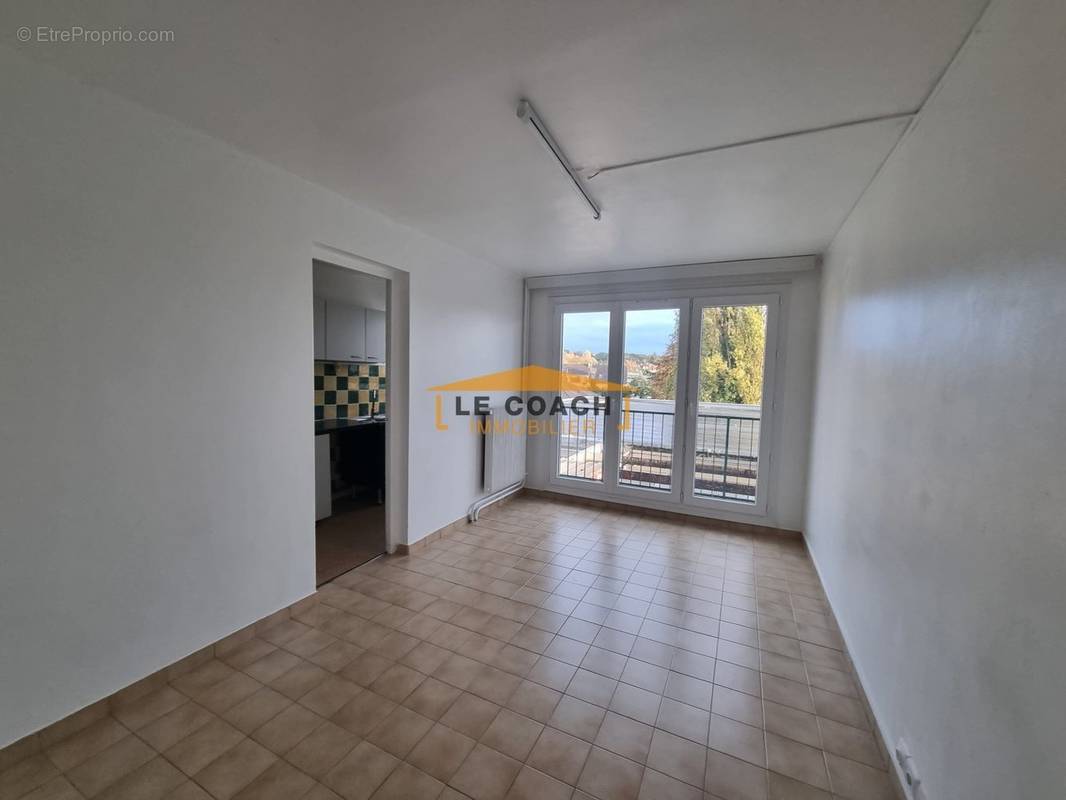 Appartement à LIVRY-GARGAN