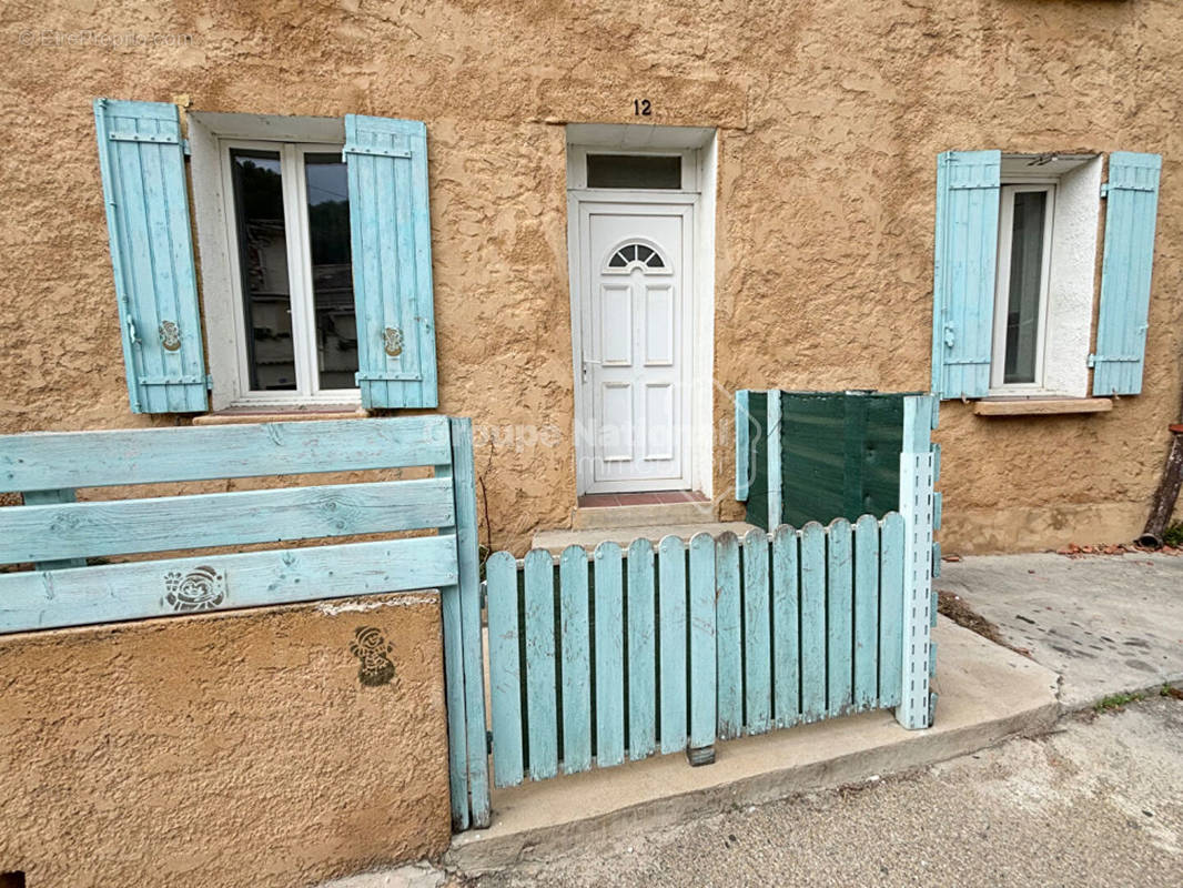 Maison à CHATEAURENARD