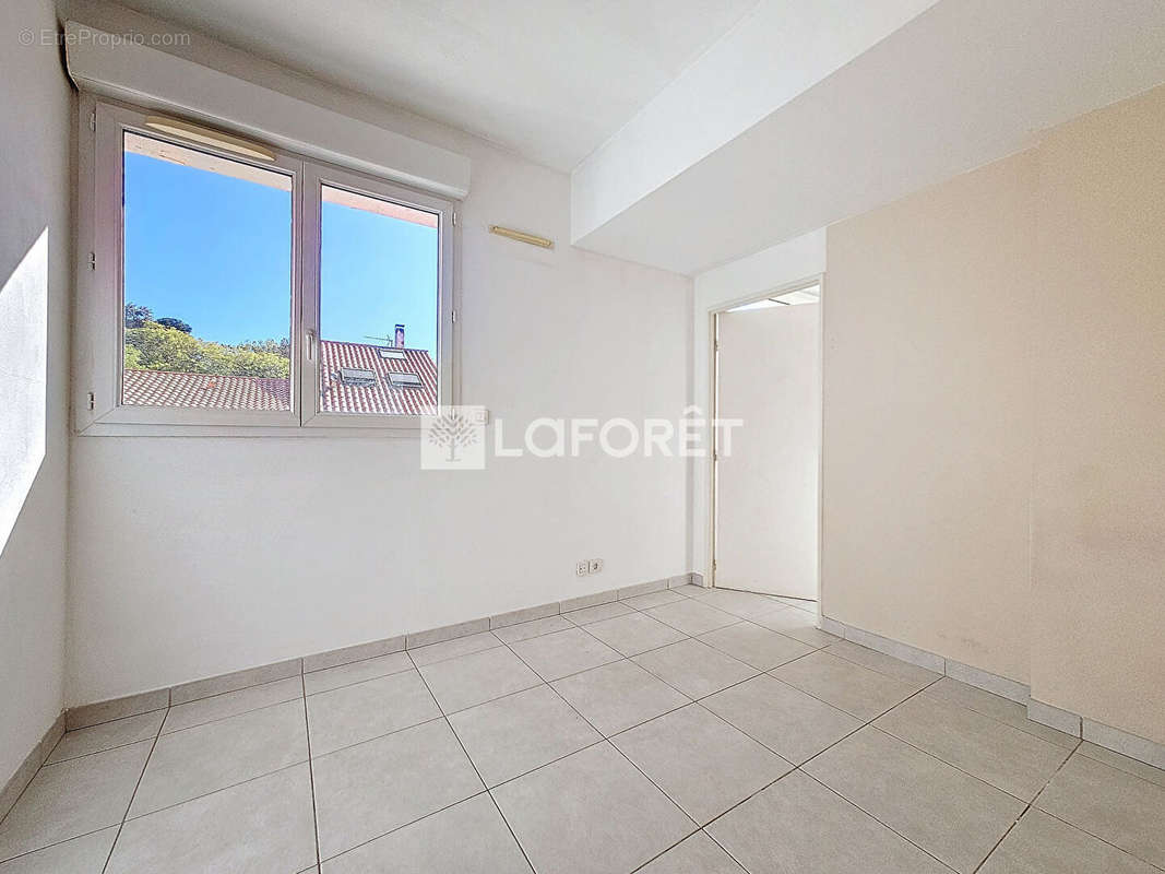 Appartement à MARSEILLE-12E