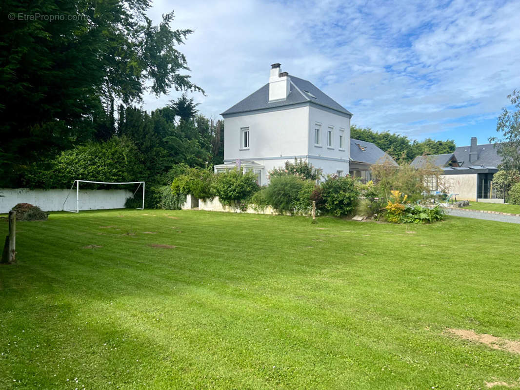 Maison à OCTEVILLE-SUR-MER