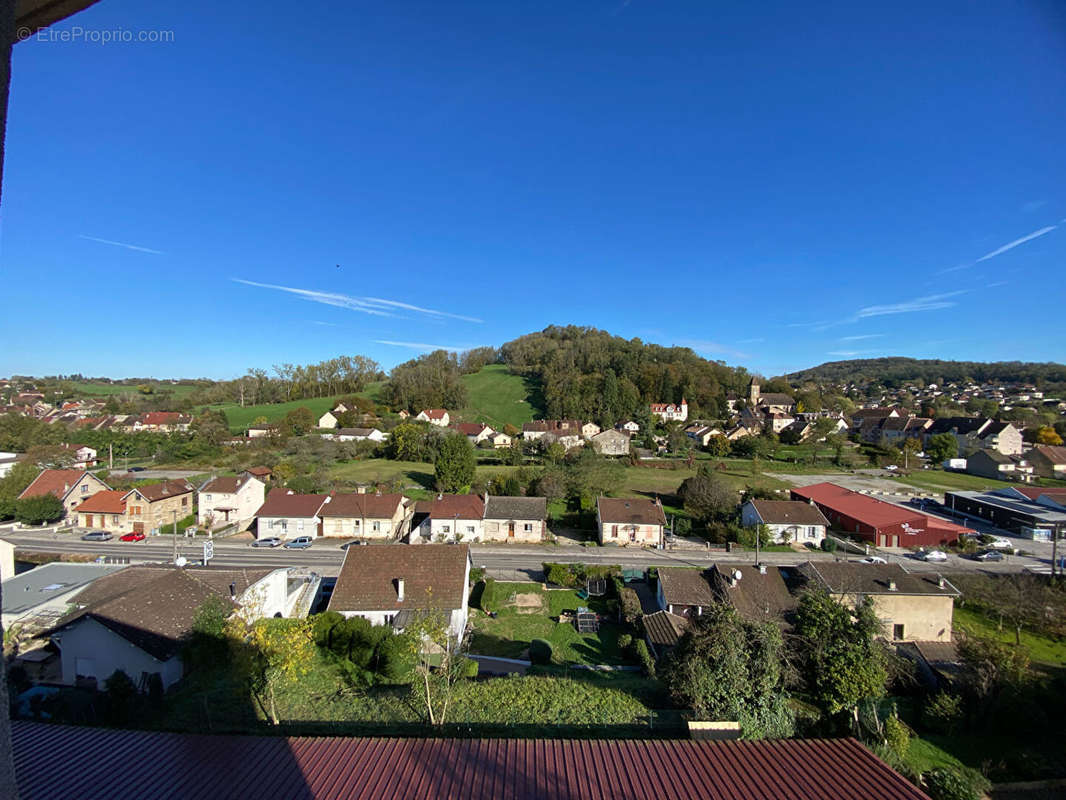 Appartement à LONS-LE-SAUNIER