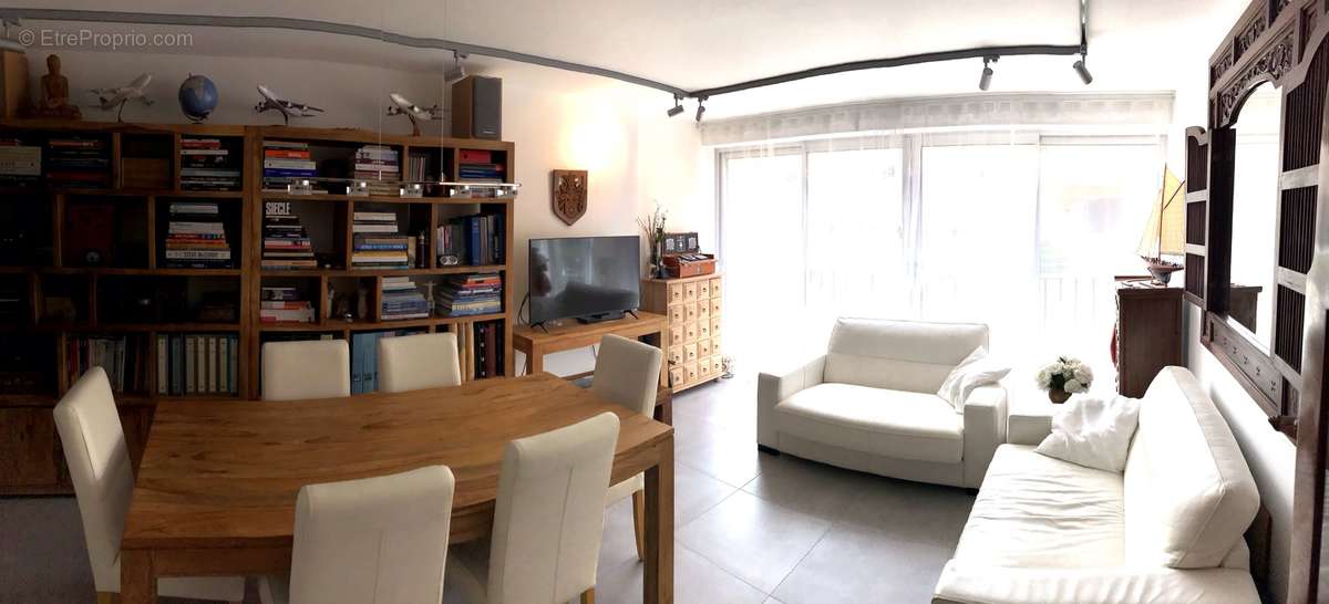 Salon - Appartement à ROQUEBRUNE-CAP-MARTIN