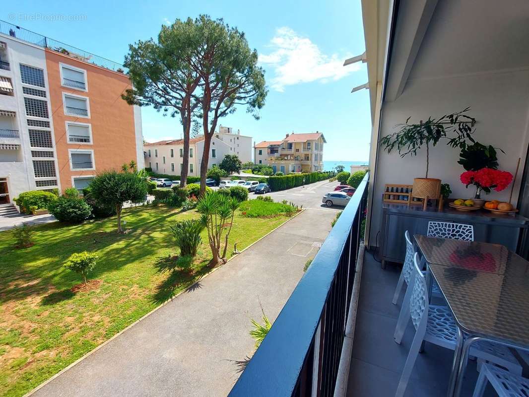 Appartement à ROQUEBRUNE-CAP-MARTIN