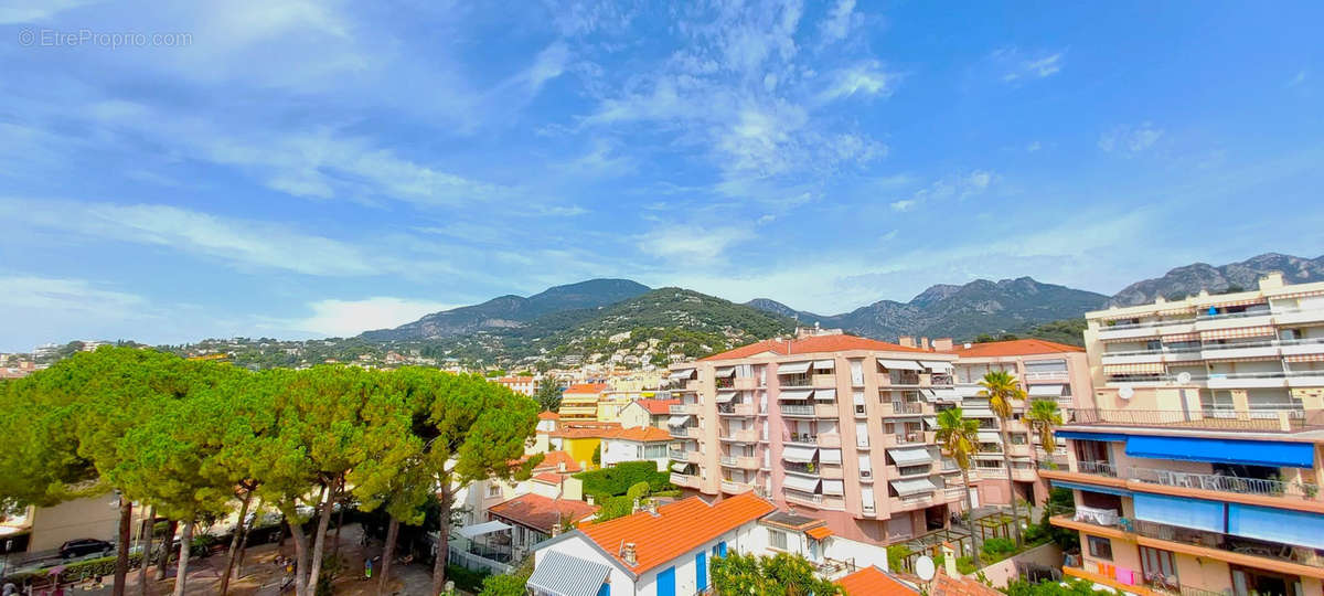 Appartement à ROQUEBRUNE-CAP-MARTIN