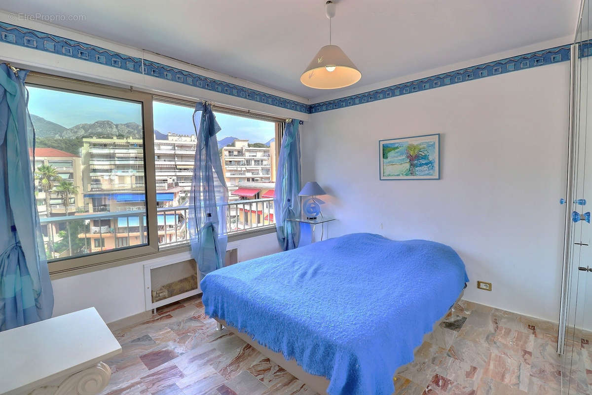 Appartement à ROQUEBRUNE-CAP-MARTIN