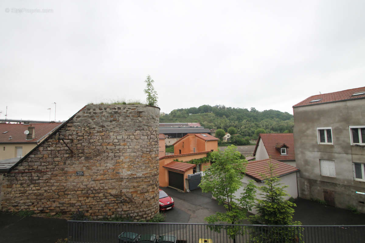 Appartement à SAINT-ETIENNE