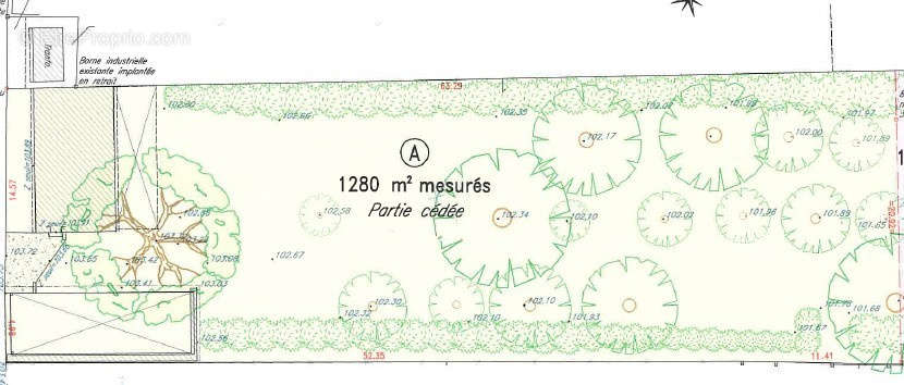 Terrain à VOULX