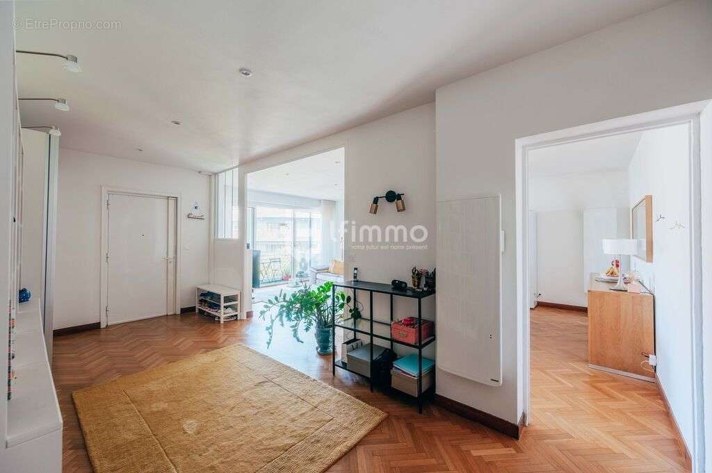 Appartement à MARSEILLE-8E