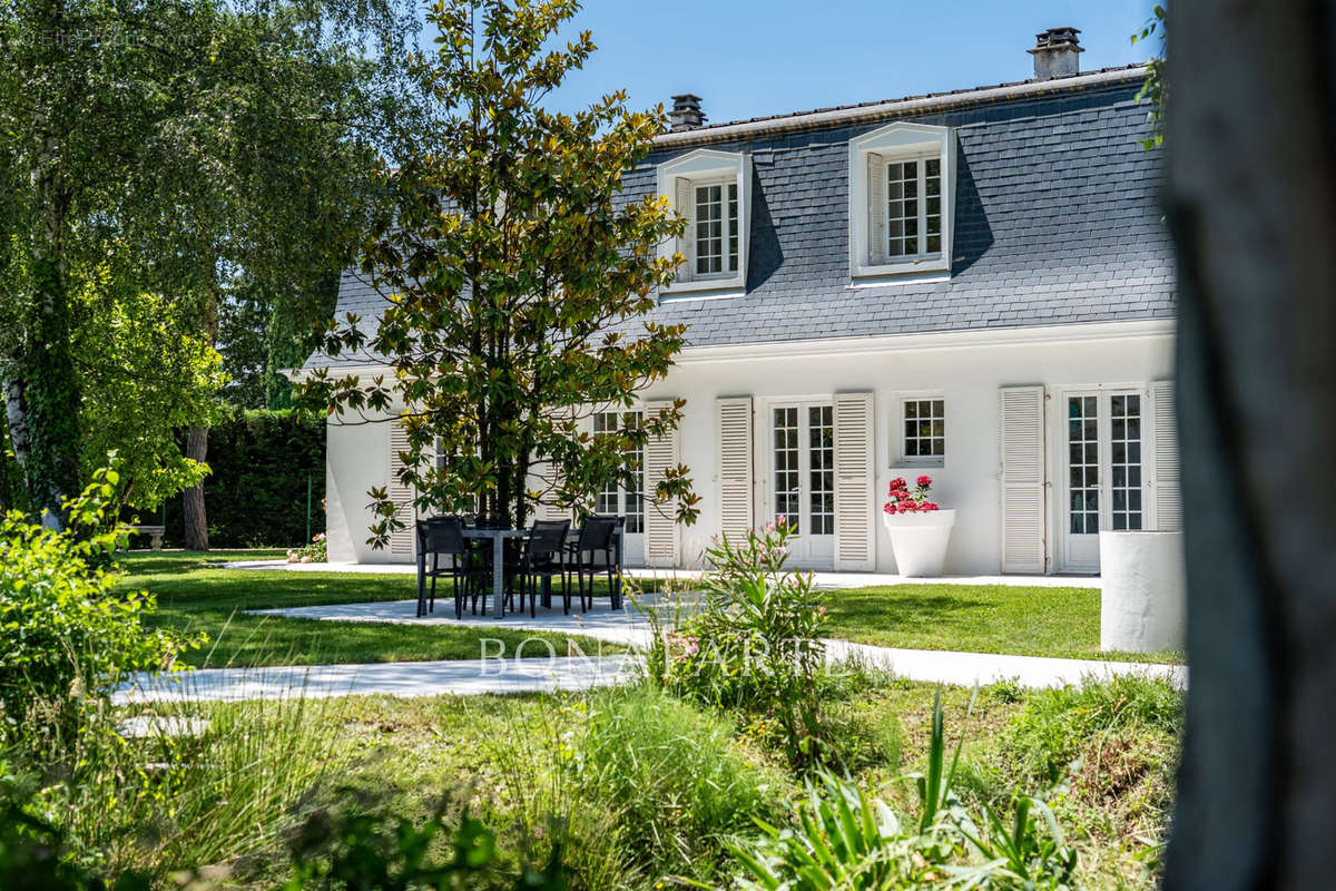 Maison à BRIE-ET-ANGONNES