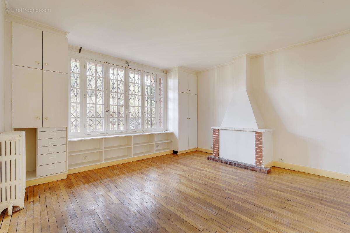 Appartement à AULNAY-SOUS-BOIS