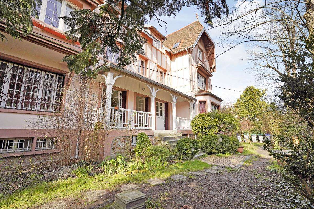 Appartement à AULNAY-SOUS-BOIS