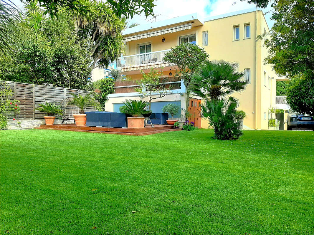 Maison à ANTIBES