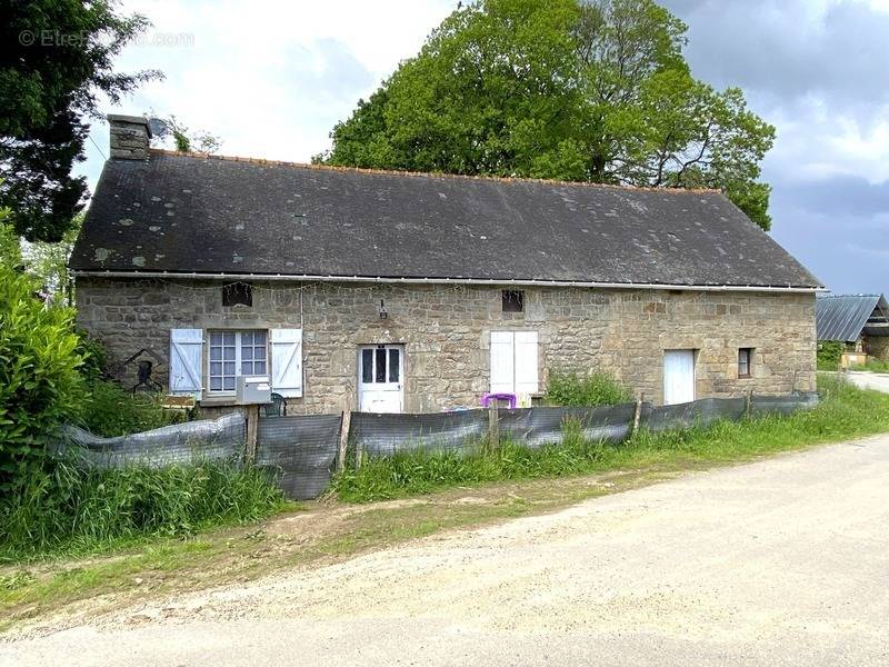 Maison à LANGOELAN