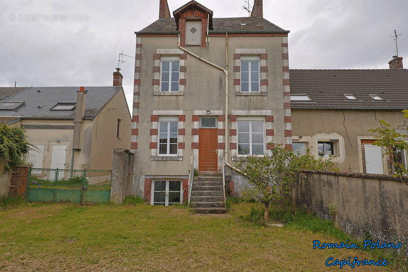 Appartement à ALLOGNY