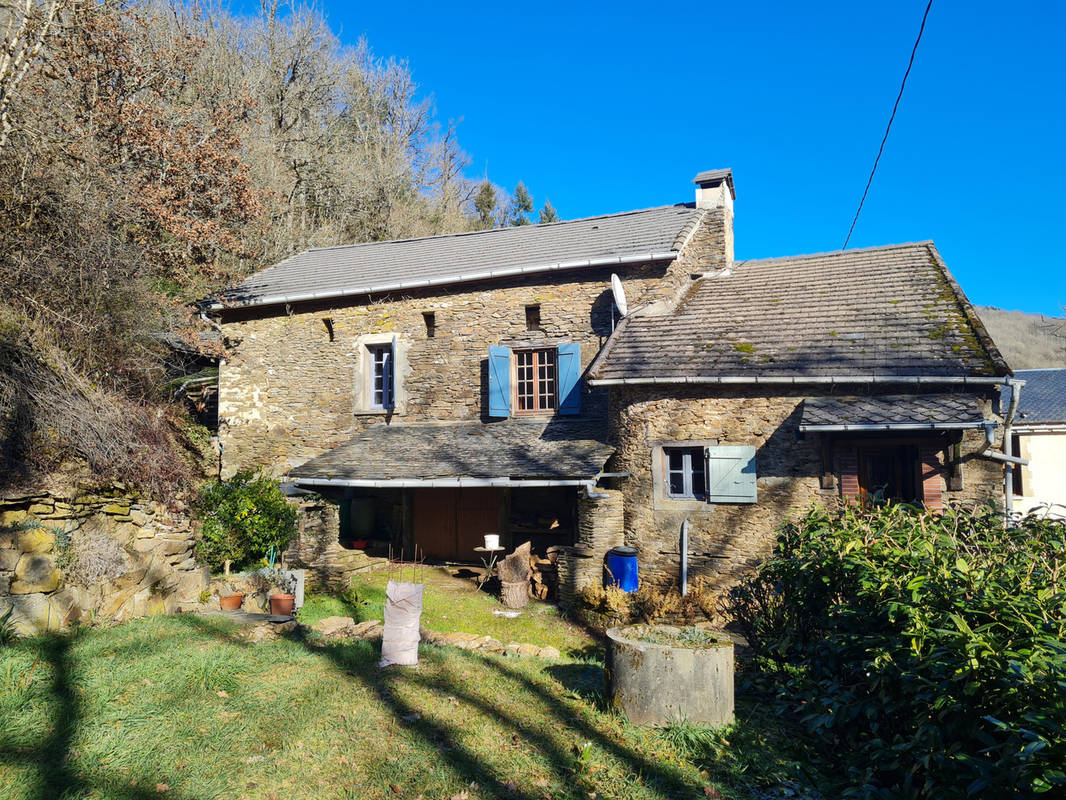 Maison à SAINT-SALVI-DE-CARCAVES