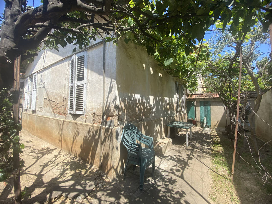 Maison à HYERES