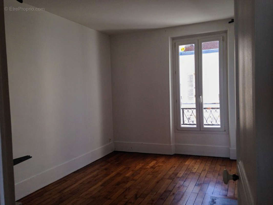 Appartement à IVRY-SUR-SEINE