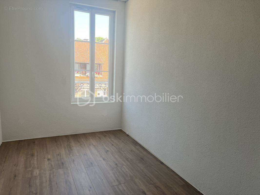 Appartement à SAINT-JULIEN-LES-VILLAS