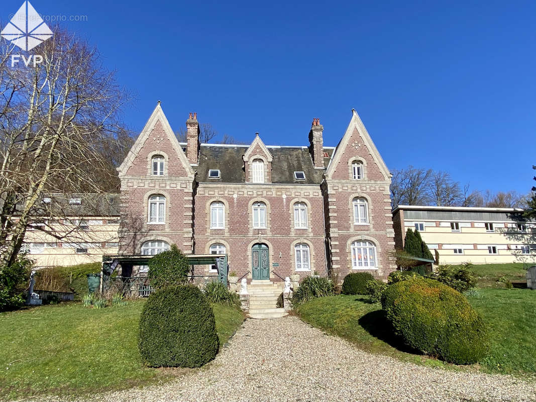 Maison à CANY-BARVILLE