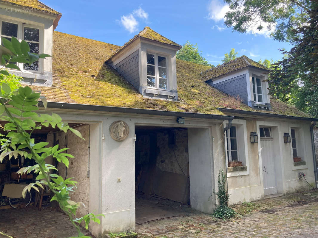 Maison à FONTAINEBLEAU