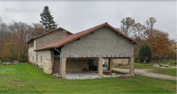 Maison à CHATILLON-SUR-CHALARONNE