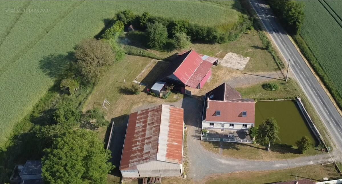 Maison à AUTHON-DU-PERCHE