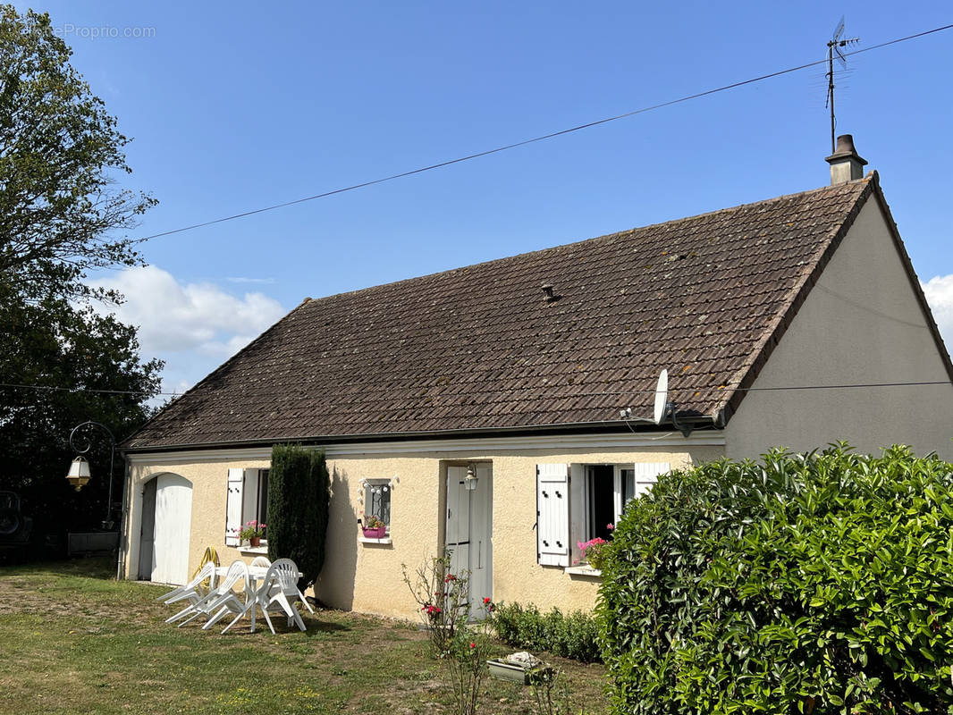 Maison à SAINT-PIERRE-DU-MONT