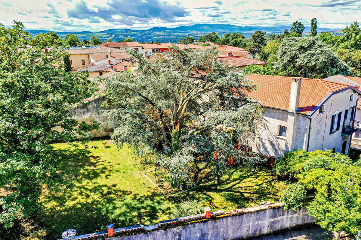 Maison à MILLERY