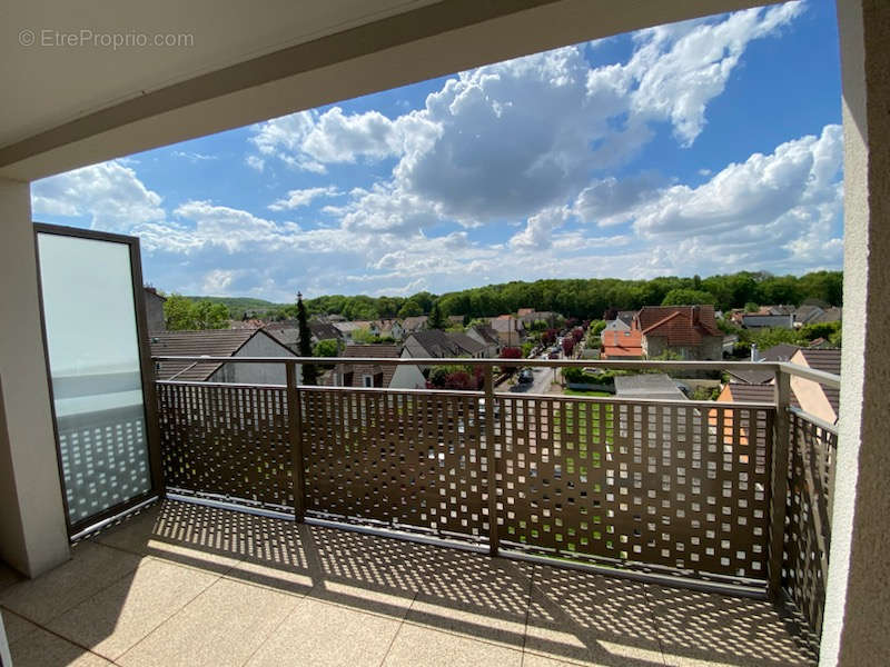 Appartement à TREMBLAY-EN-FRANCE