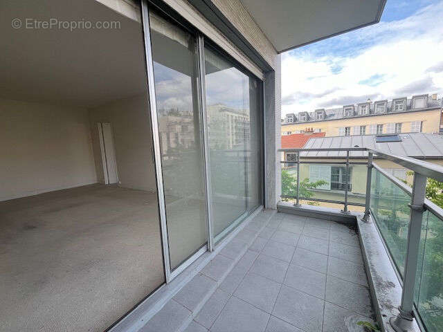 Appartement à PARIS-20E