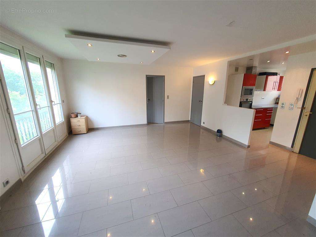 Appartement à CHAMPIGNY-SUR-MARNE