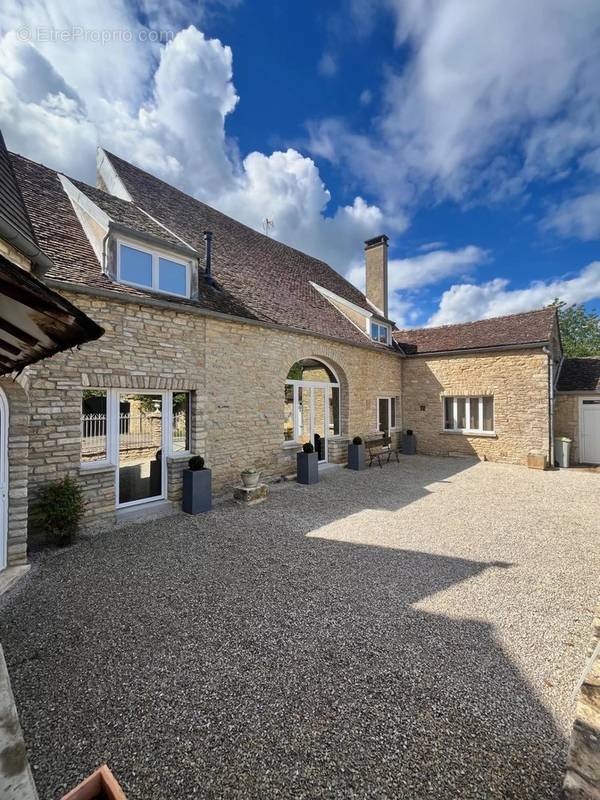 Maison à BEAUNE