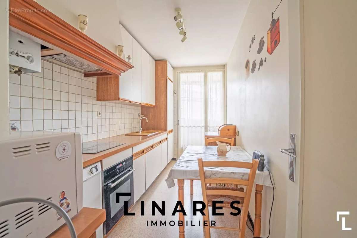 Appartement à MARSEILLE-12E