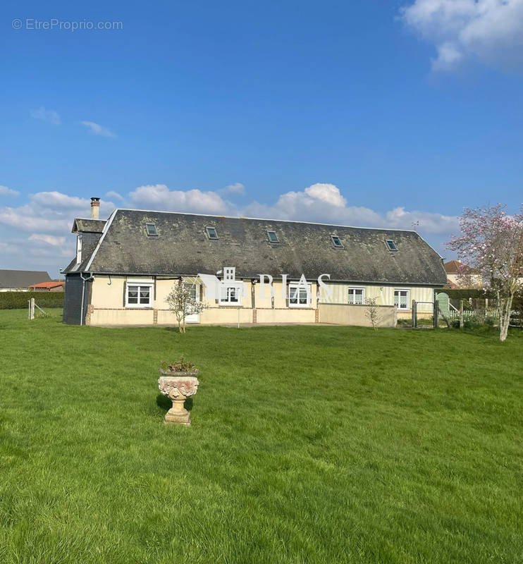 Appartement à BOURG-ACHARD