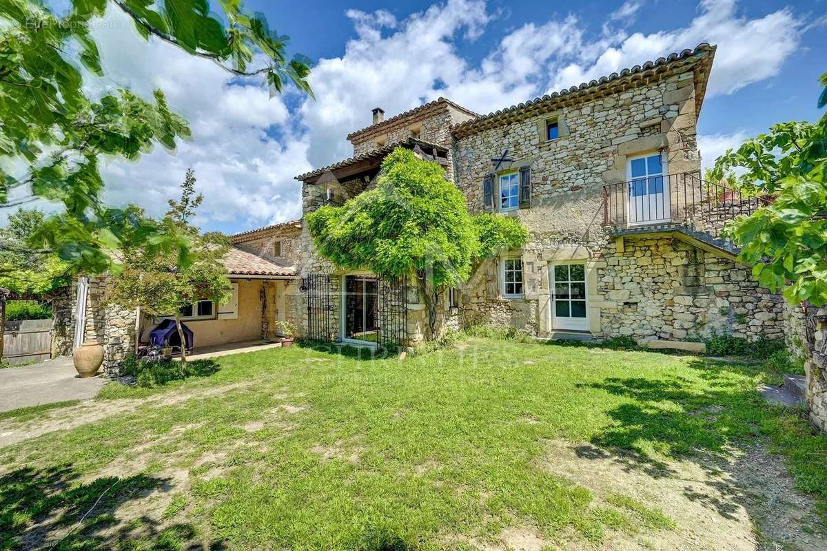 Maison à UZES