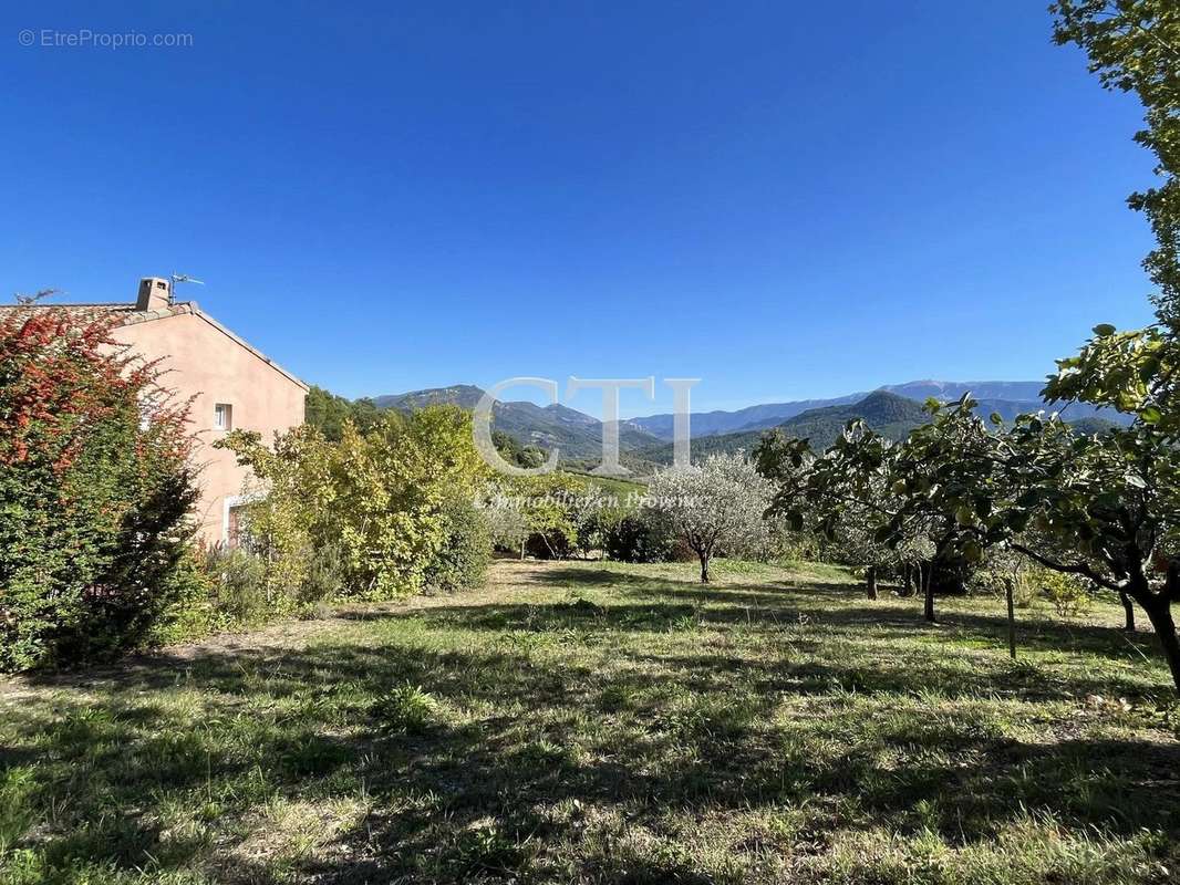 Maison à BUIS-LES-BARONNIES