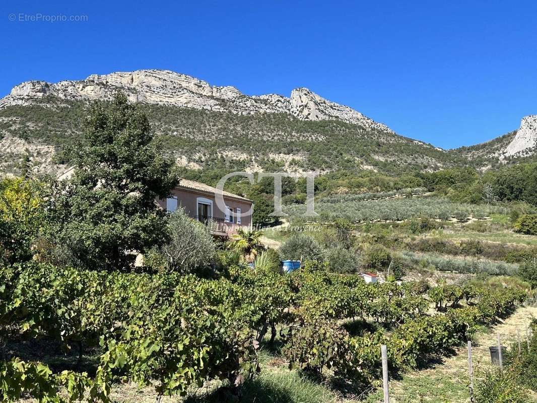 Maison à BUIS-LES-BARONNIES