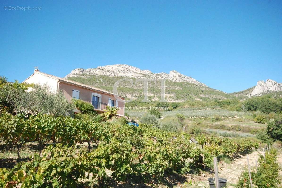 Maison à BUIS-LES-BARONNIES