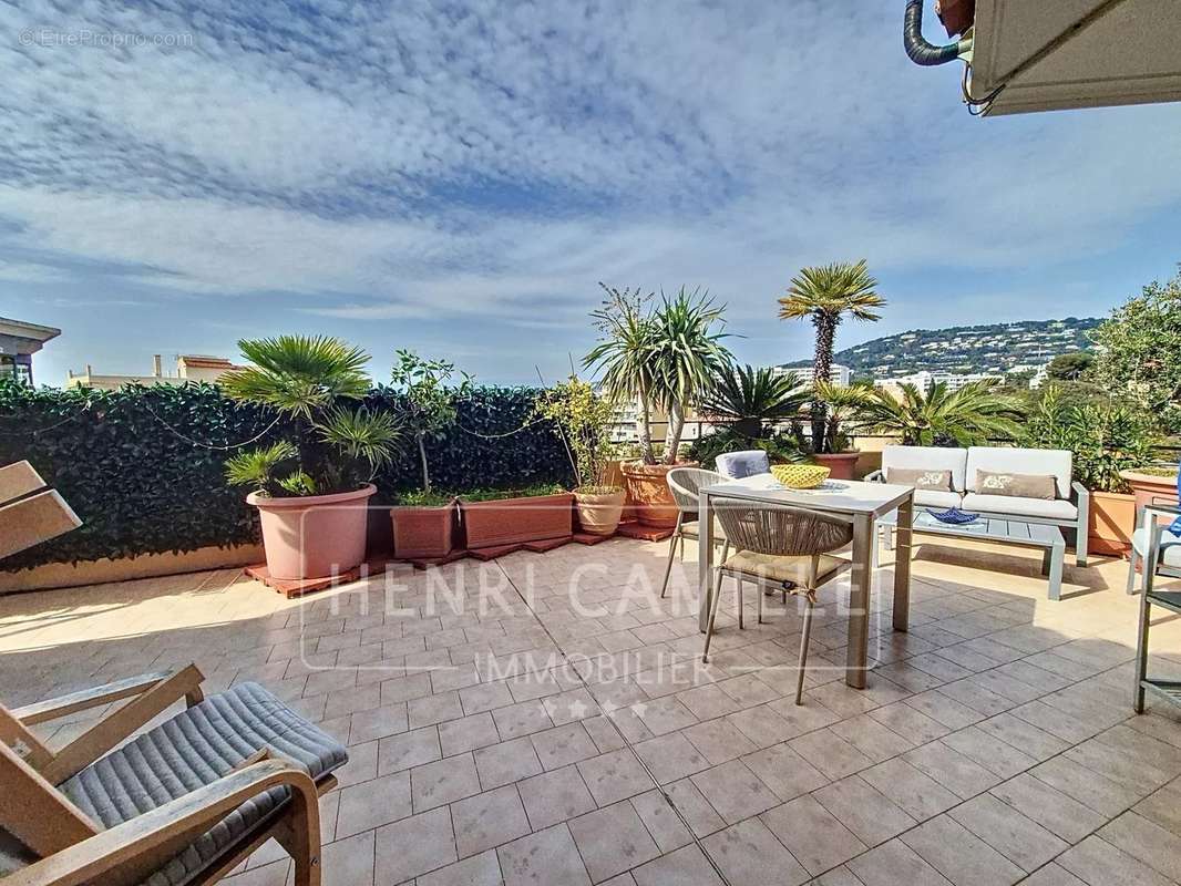 Appartement à CANNES