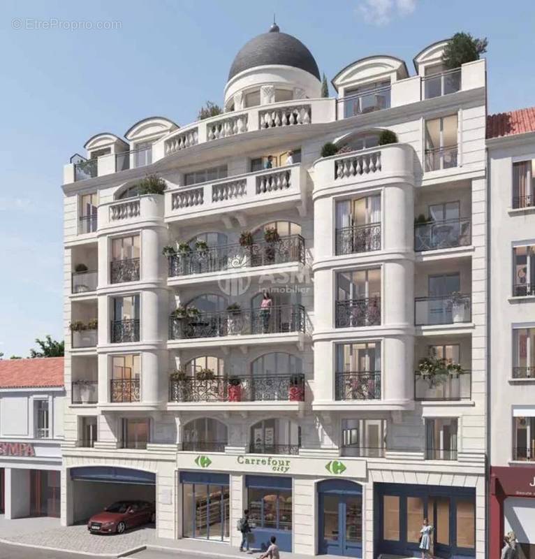 Appartement à NEUILLY-SUR-SEINE