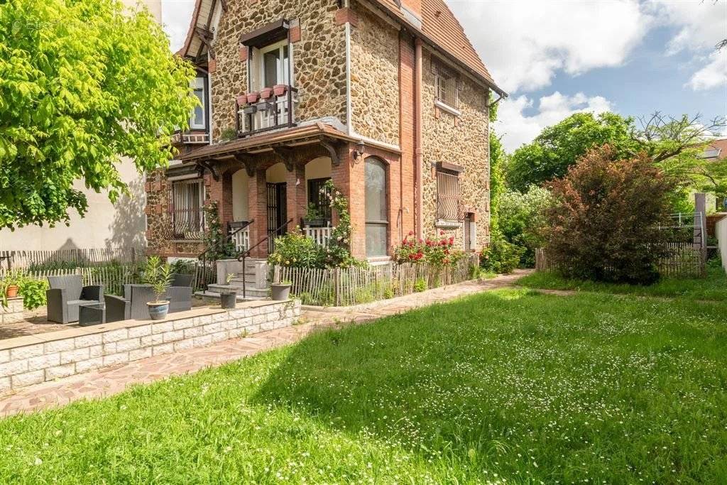 Maison à CHAMPIGNY-SUR-MARNE