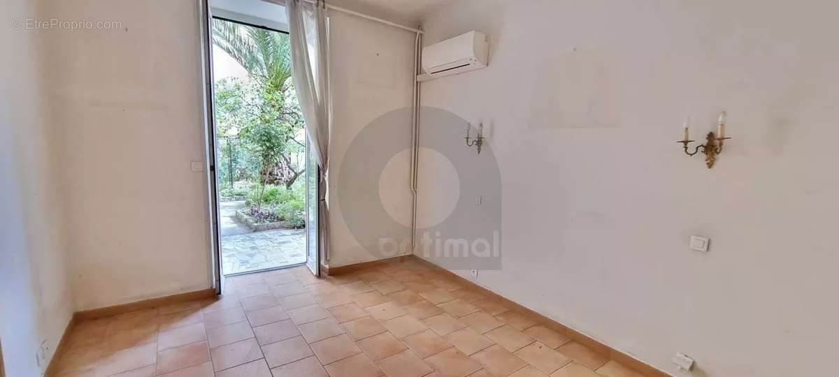 Appartement à MENTON